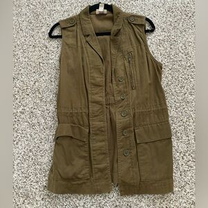 The loft small army green vest